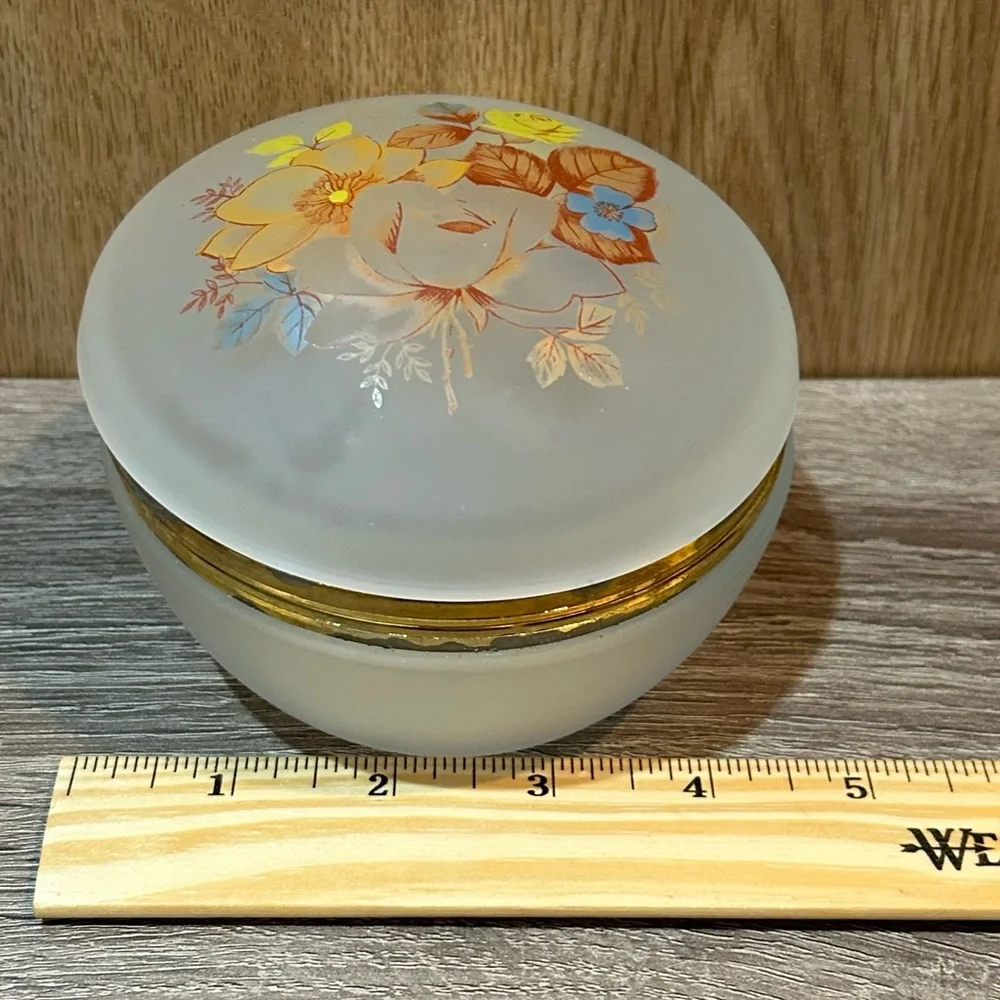 Vintage Genuine Alabaster Powder Trinket Jar w/ Floral Design 3”x5”